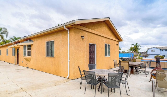 Game Room + Fire Pit: Quiet Family Home in Bonita