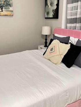 Gillespie 1059 B 3Bed 2bath by SD Stay