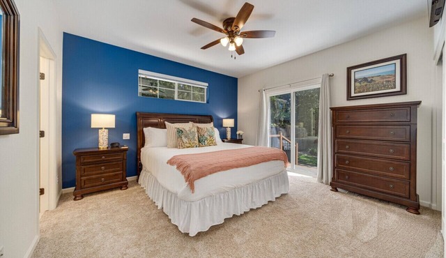 Glen Ellen Retreats Hot Tub Cottage