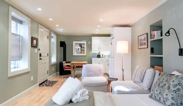 Haight Ashbury Painted Lady Studio