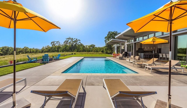 Healdsburg, CA Amazing Resort-like Estate Healdsburg - 4BD/3BA