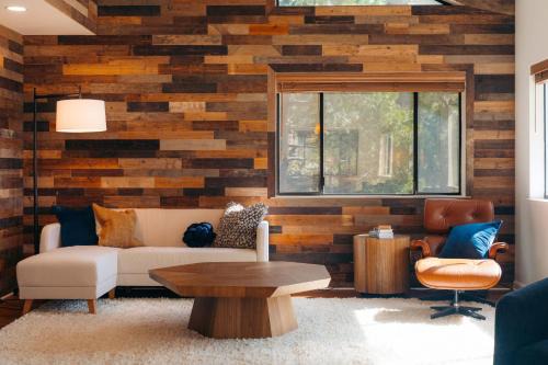 Henness House