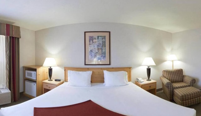 Holiday Inn Express Grants Pass by IHG