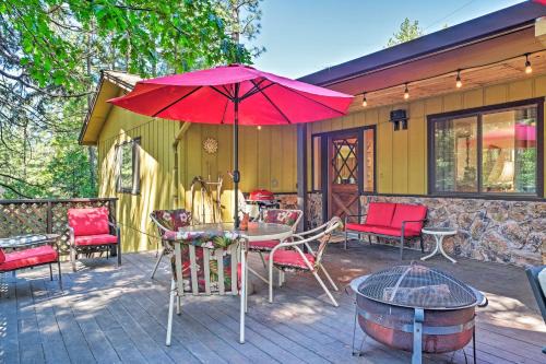 Home w/Serene Deck in Twain Harte!