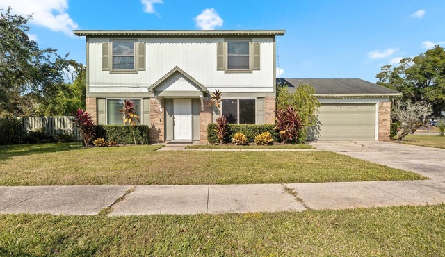 Home with Large Deck & Privacy Fenced in Backyard in Ocoee