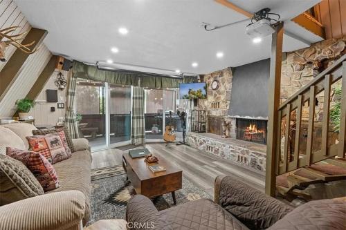 Hot Tub A-Frame Cabin Lake Arrowhead Escape
