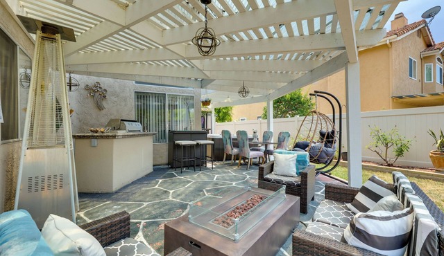 Hot Tub! Extended Escape 9 Mi to Oceanside Beach