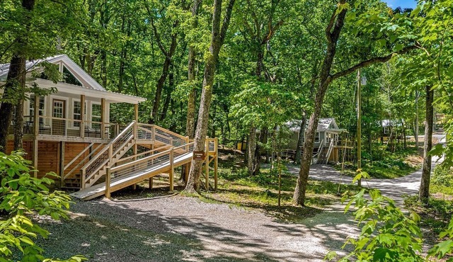 Idilic Cozy Rustic Cabin in Fort Payne, Alabama in Fort Payne