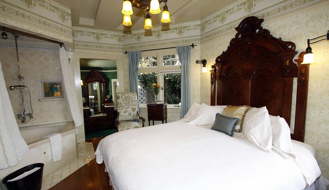 Jabberwock Inn