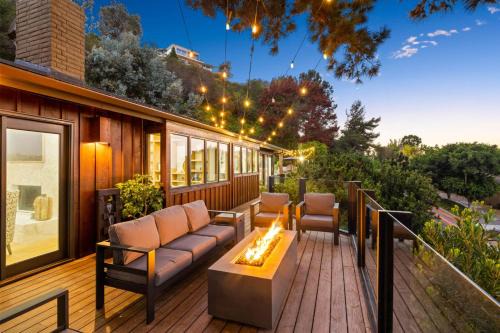 La Jolla Hillside Poolside Paradise