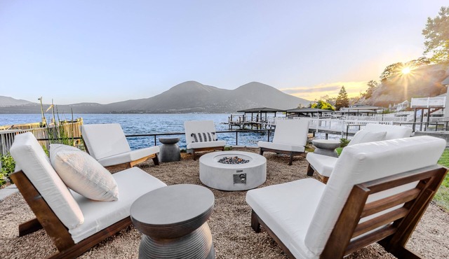 Lakefront Hot Tub Fire Pit Dock Games & WiFi