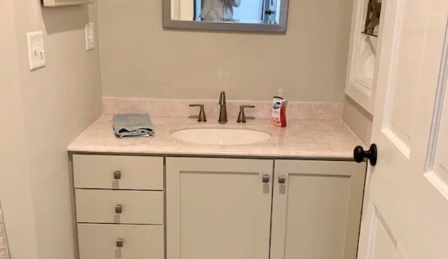Location, location! Park your car and never get back in! 4 bedroom 2 bath in Ogunquit