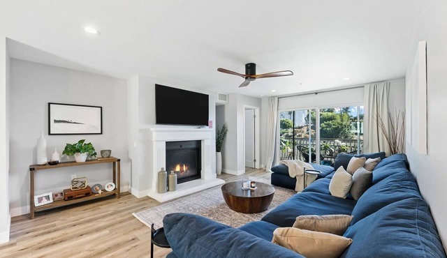 Lovely newly renovated 3-bedroom, 2 bathroom condo in Malibu