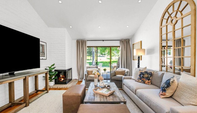 Luxe Condo with Scenic Golf Views + BBQ + Fire Pit