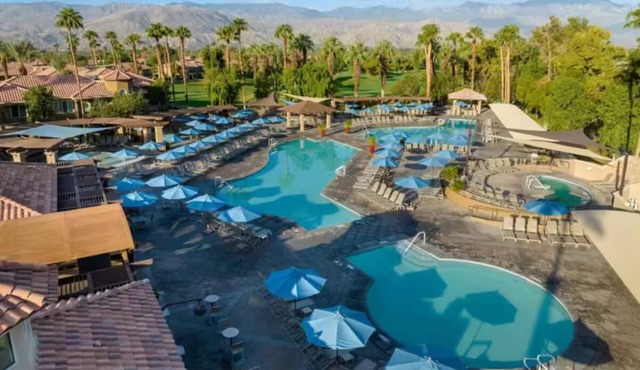 Marriott's Desert Springs Villas - 2 Bedroom Condo Sleeps 8