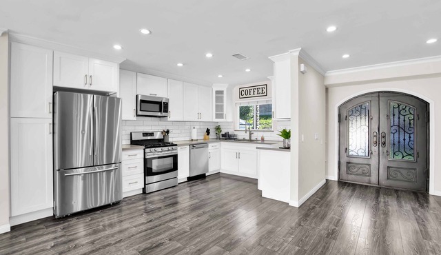 Martha by AvantStay | Brand New LA Valley Home