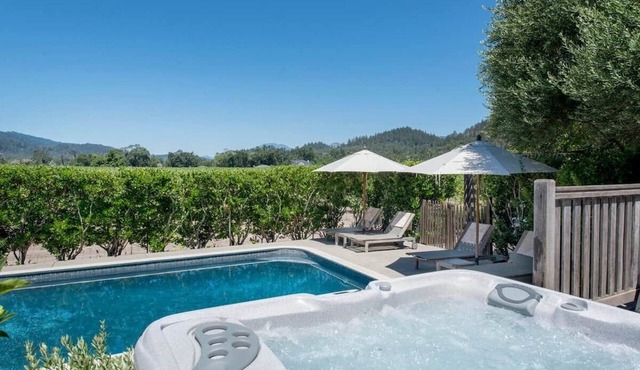 Mediterranean Villa with Pool and Vineyard