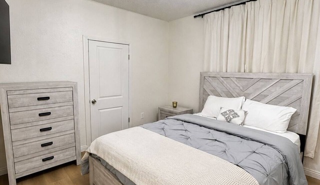 Modern 4 Bedroom Long Beach Home with Large Yard