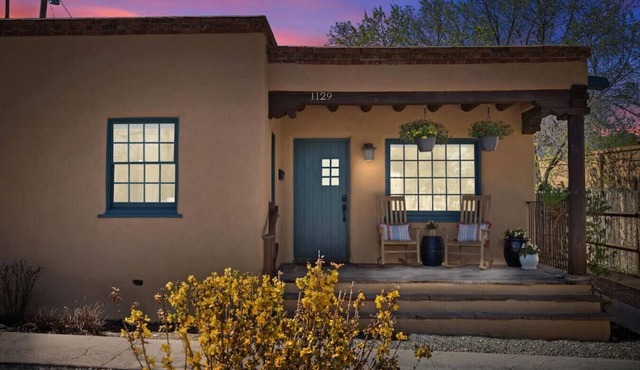 Modern Adobe, Steps to Sights! in Santa Fe