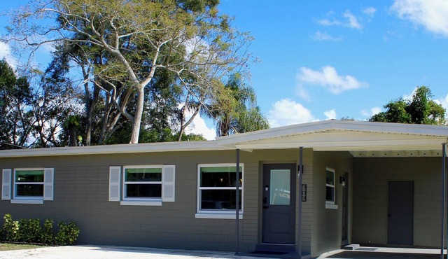 Modern Central Florida Home Ideal for Short or Extended Stays! in Ocoee