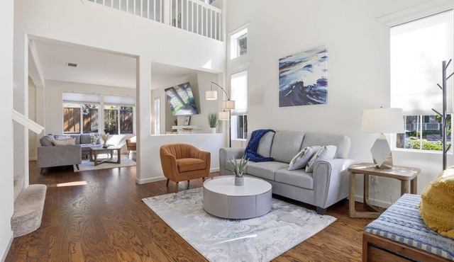 Modern Spacious 3 BD/2.5 BA - King Suite - Office