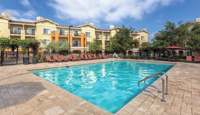Napa Valley | Napa Wine Stay | Pool & Hot Tub