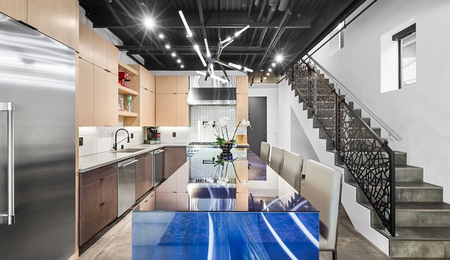 NEW Luxury Concrete Home : Only Minutes from the Beach!