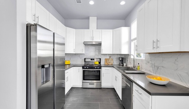 NoHo by AvantStay | North Hollywood Townhome