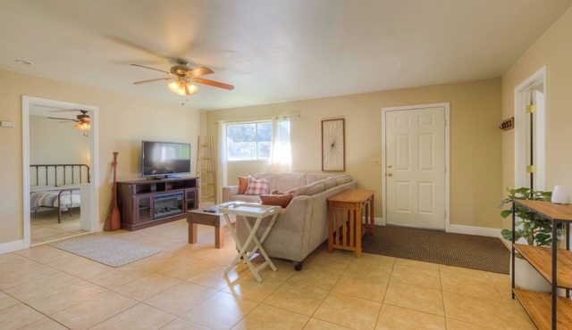 Northwest Lineman College Students Only, Quiet 2BR, All Inclusive