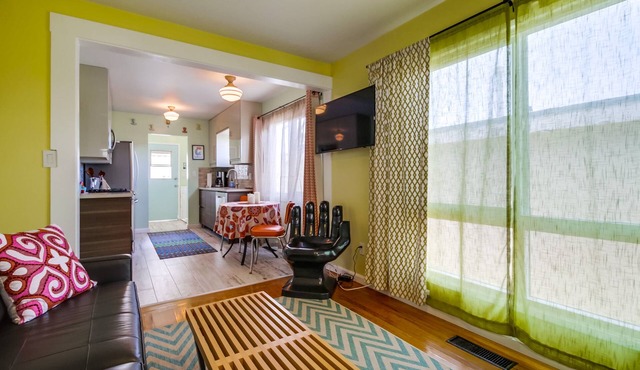 Ocean Beach gem. Enjoy Ocean breezes and sunsets from this darling get-a-way