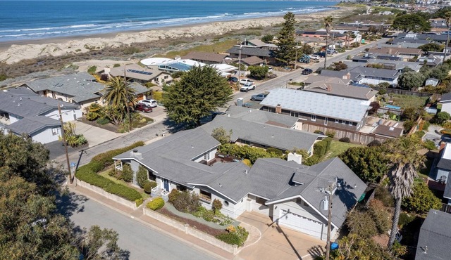 Ocean Views and Steps to the Sand from this Spacious and Comfortable Morro Bay H