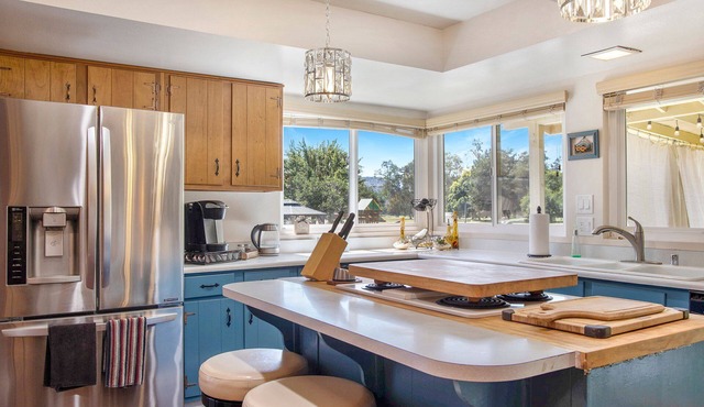 On The Fairway Vacation, Golf/ Pickleball/Wedding Venues Nearby See House Rules