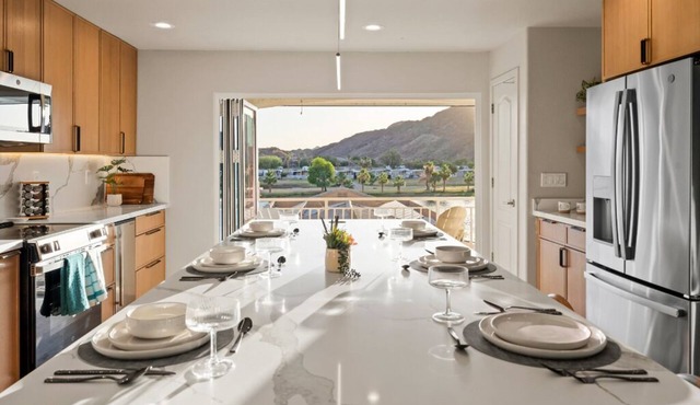 Palm 2 - River Views, Private Dock & Boat Launch