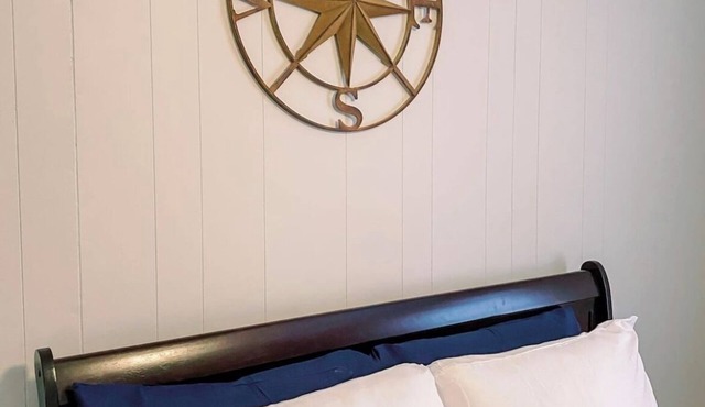Playing Hooky Cabin/2 Bedroom-1 Bath in Scottsboro