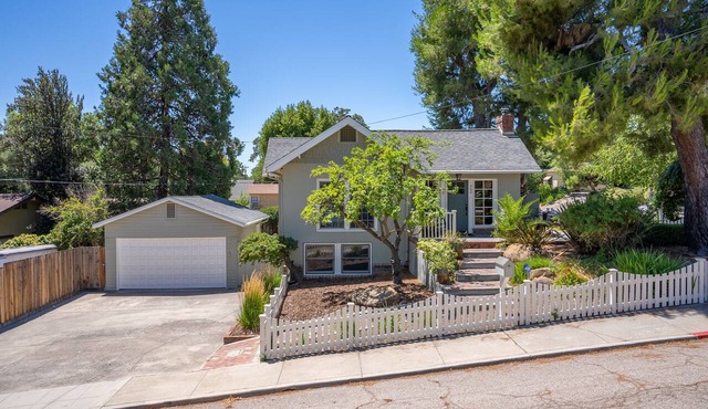 Pool Table + Private Deck | Walk to Downtown Paso | Chateau Paso