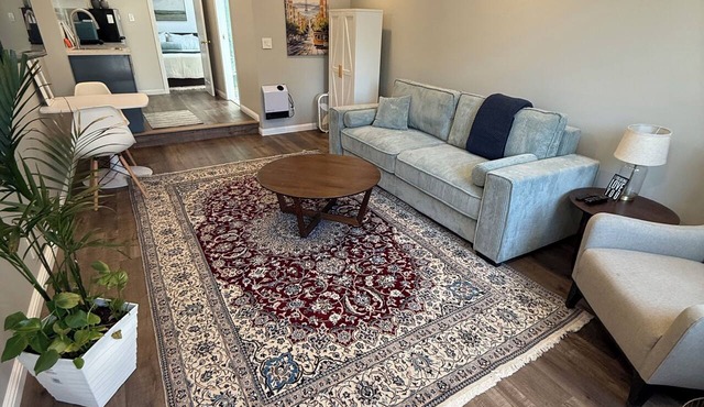 Private Detached 1BR Guest House Near Berkeley, San Francisco and Napa