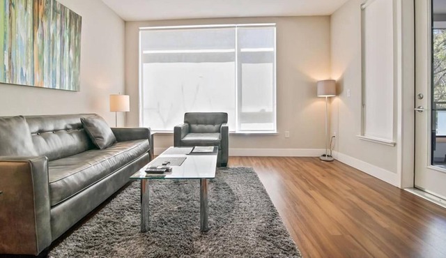 Private & Spacious 2BR | Full Kitchen & Laundry | Downtown Mountain View