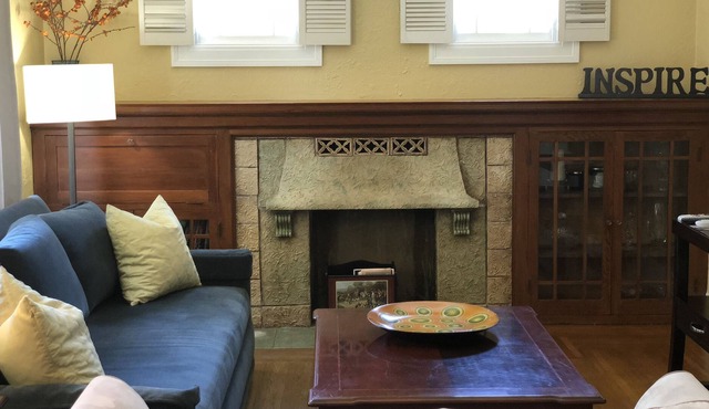 Quaint Berkeley Craftsman House & Centrally Located