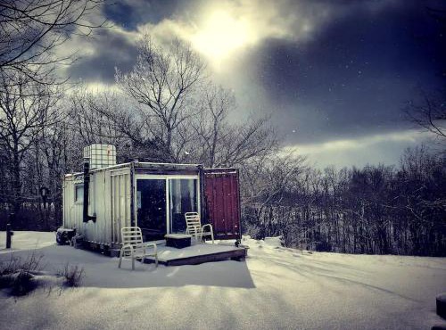 Rustic Container Accommodation for Glamping in Kentucky in Owenton