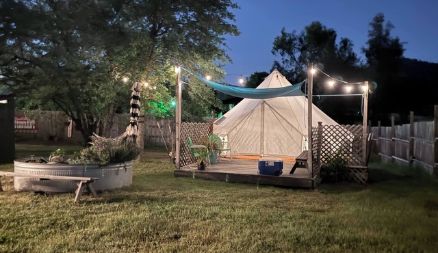 Savannah-Winery Yurt Near Sequoia & Kings Canyon