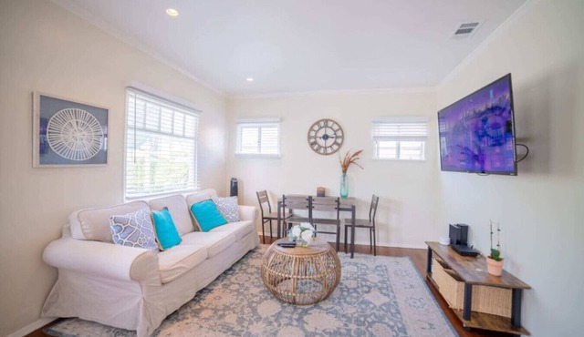 Sea View, Flower Garden, A/c, W/d, Renovated