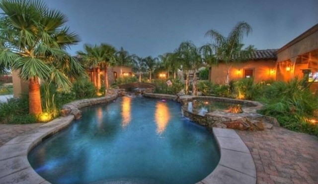 Secluded 8BR-6BA Gated Estate: Large River Pool, Pool House, & Golf, LG Jacuzzi