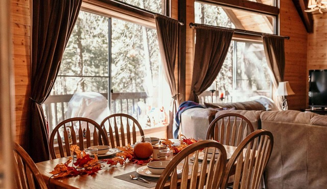 Sequoia Forest Cabin near Lake Isabella – Quiet Retreat, Hike Trails, Sleeps 6
