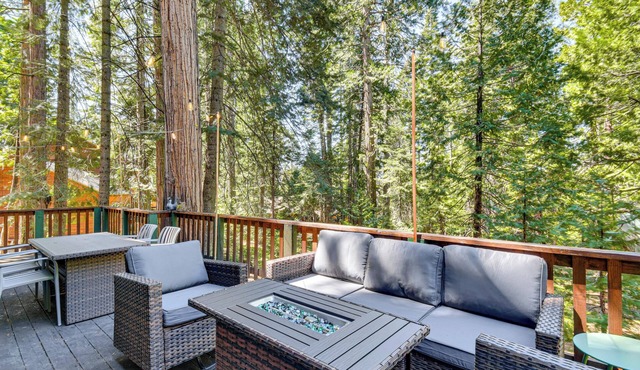 Sierra Nevada at Your Doorstep! Big Trees Cabin