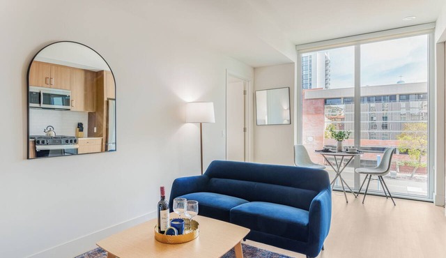 Sky Lounge + Gym + Pool + Spa | Downtown Little Italy | Ancora by AvantStay