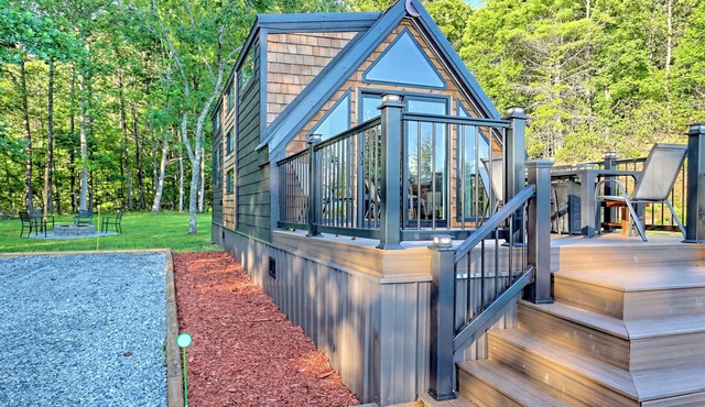 Spacious A-frame tiny house in Franklin