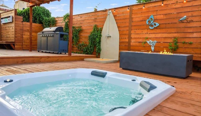 Spacious North Park Home 4BR w/Spa BBQ & Fire Pit