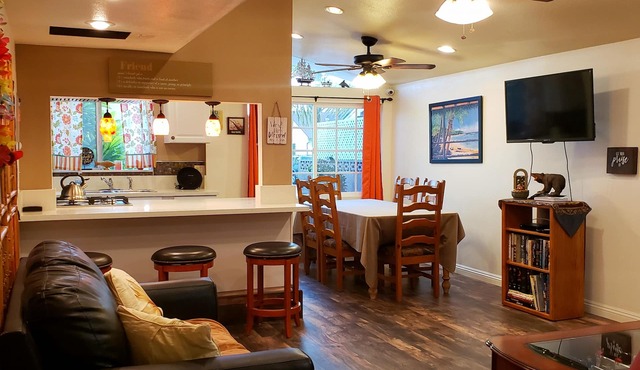 Spacious Pool Home Near Disneyland, Anaheim Convention, Near Local Beaches