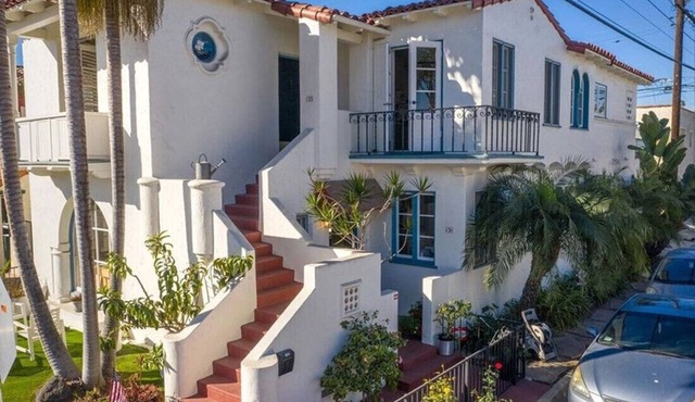 Spanish Home: Steps to Beach & 2nd St -Quiet part of Belmont Shores