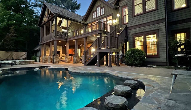 Stately Mountain View Sanctuary, Private Pool & Hot Tub, Resort Amenities, Fazio Golf Course!